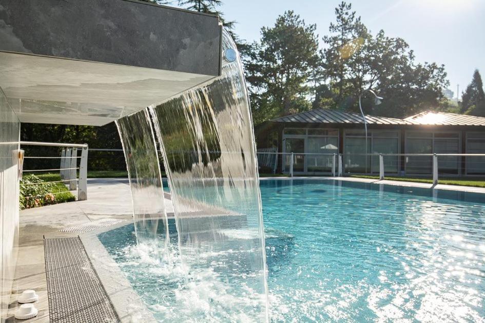 Hotel Terme Salvarola Sassuolo Exteriör bild